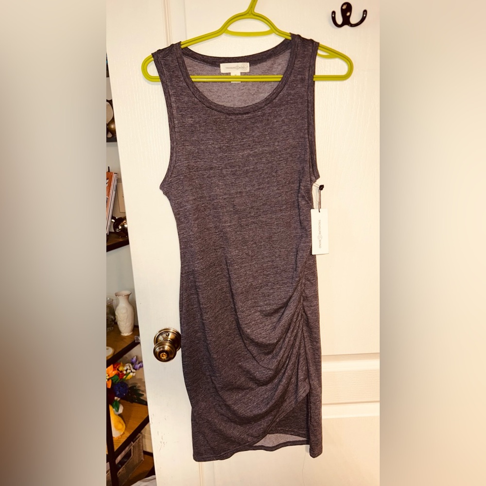 Treasure & Bond Sleeveless Heathered Charcoal Midi Dress